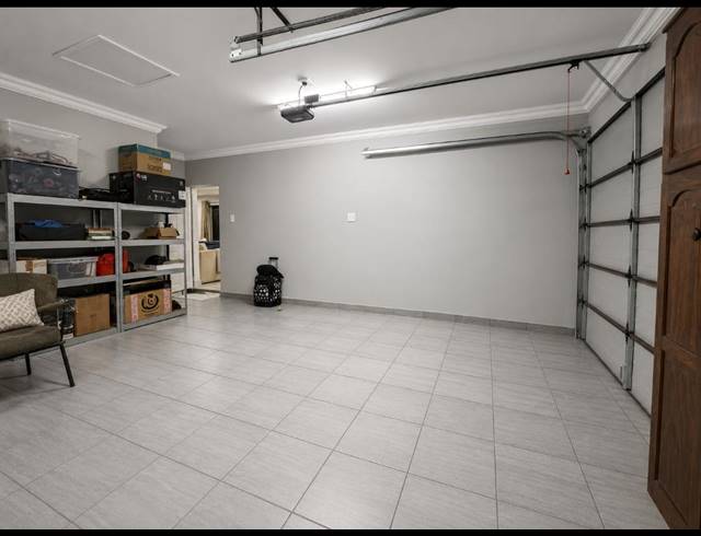 3 BEDROOM TOWNHOUSE FOR SALE IN ARCON PARK